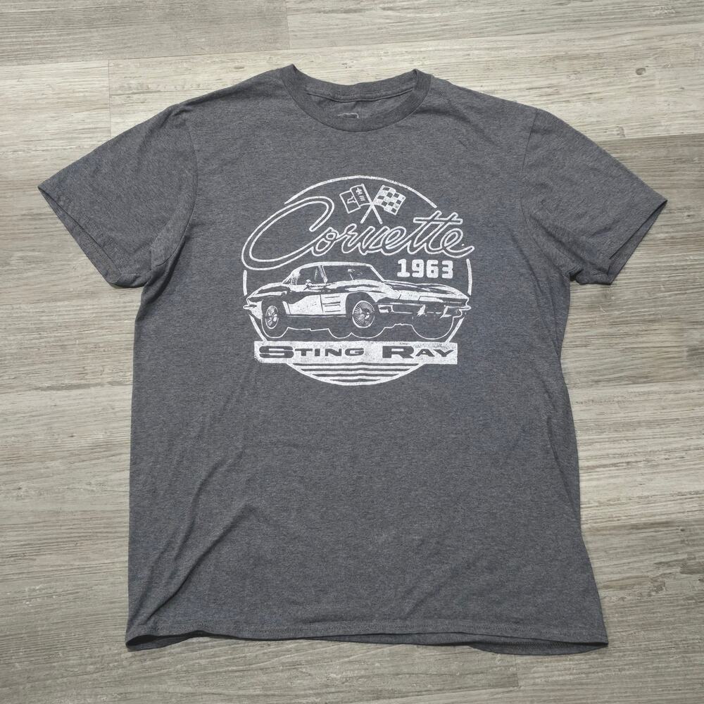 Vintage Style 1963 Corvette Sting Ray GM Car Short Sleeve Graphic T-Shirt Tee